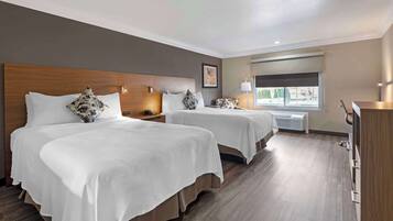 Chambre Exécutive, 2 grands lits, non-fumeurs, réfrigérateur et four à micro-ondes | Draps en coton égyptien, literie de qualité supérieure