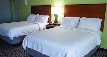 Holiday Inn Express Hickory-Hickory Mart by IHG
