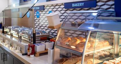 Holiday Inn Express Hickory-Hickory Mart by IHG
