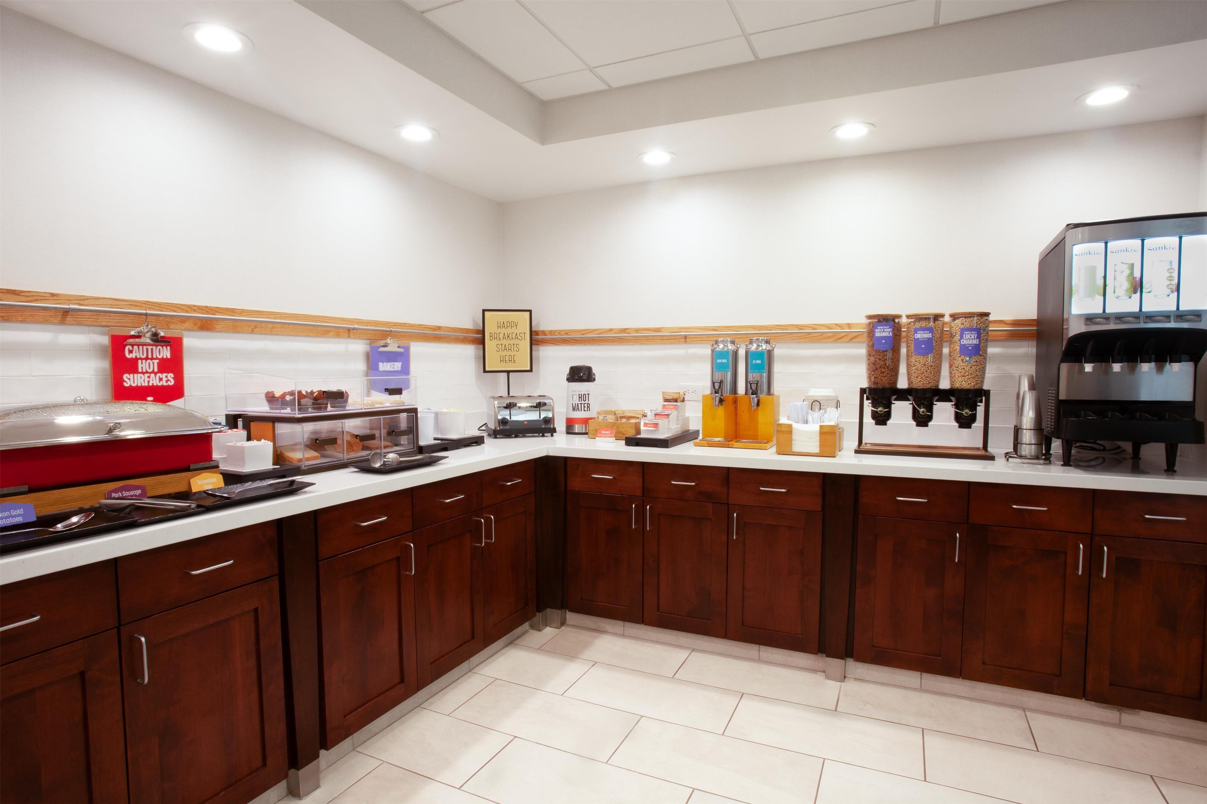 free daily buffet breakfast