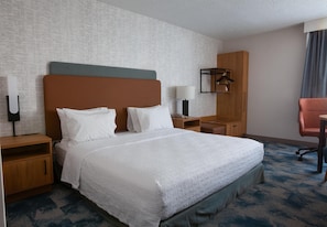 Room, 1 King Bed, Accessible Bathtub, Non Smoking | Hypo-allergenic bedding, in-room safe, desk, laptop workspace - Hampton Inn Salt Lake City-North (Woods Cross)