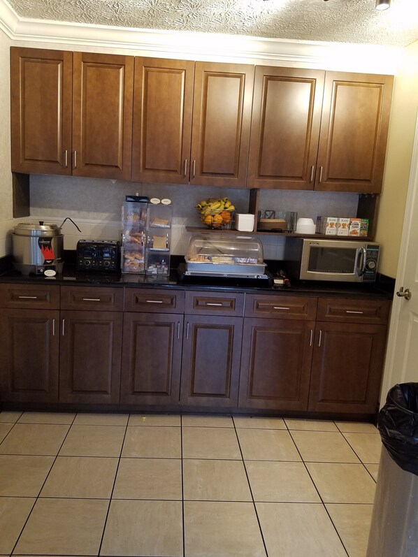 Breakfast area