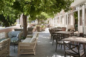 Vue sur le jardin, ouvert tous les jours