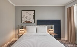 Camera Deluxe | Una cassaforte in camera, una scrivania, postazione laptop