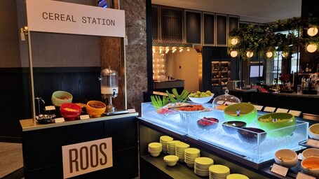 Vibe Hotel Singapore Orchard - Image 18