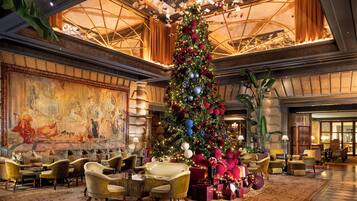 4 restaurants, spécialités Cuisine méditerranéenne