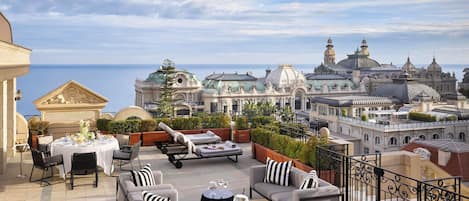 Suite Carré d'Or | Premium bedding, minibar, in-room safe, desk