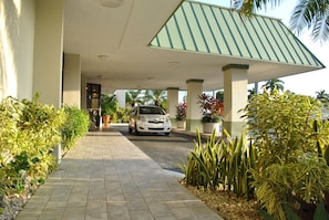 Entrée de l’hébergement