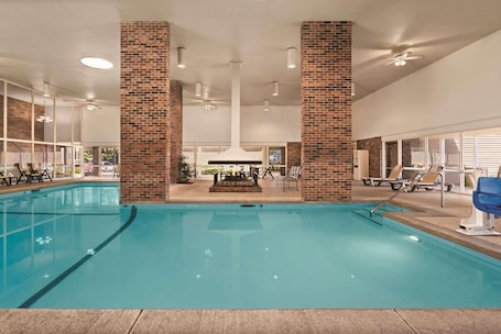 Indoor pool. Country Inn & Suites by Radisson, Woodbury, MN