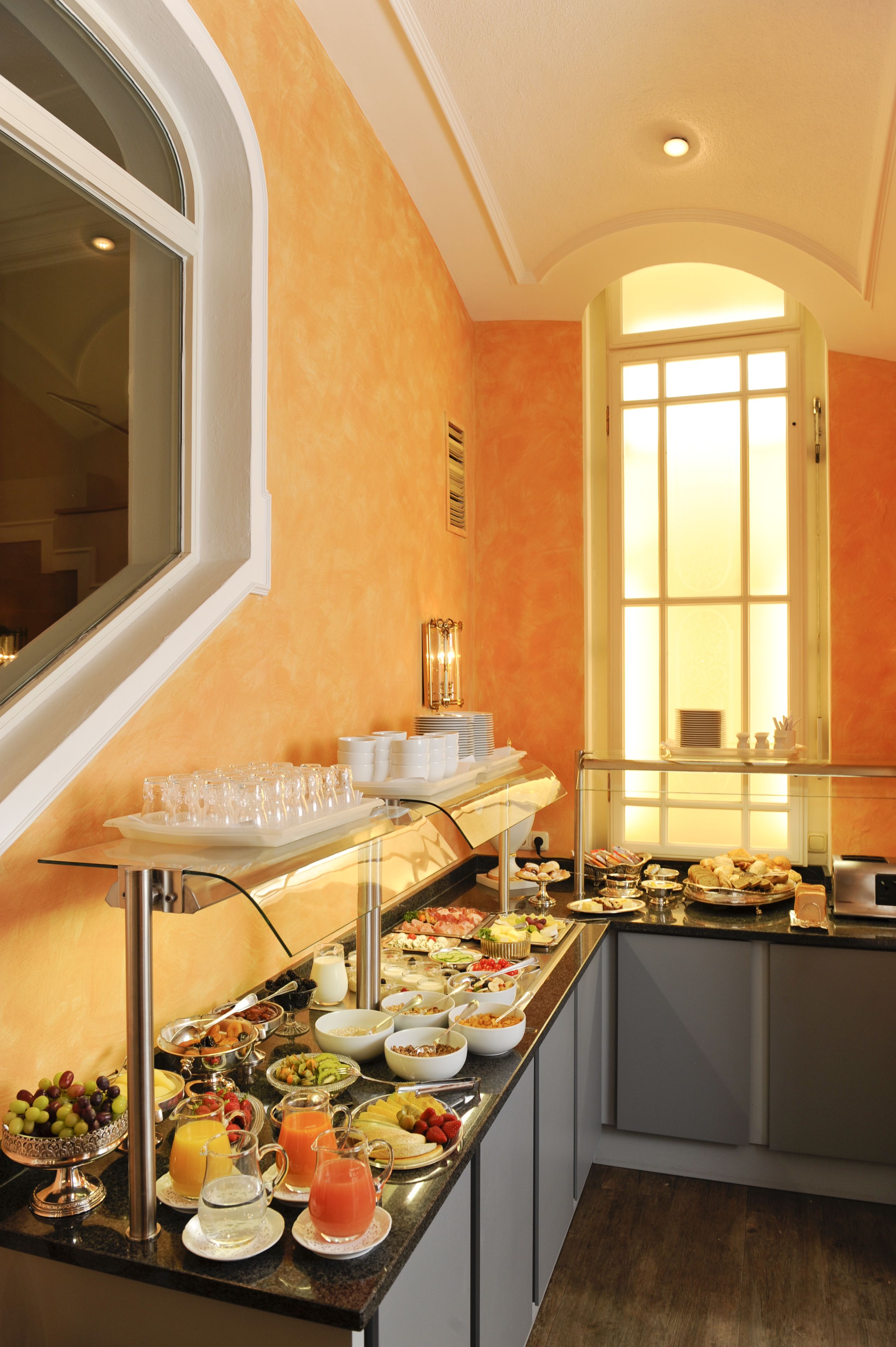 daily buffet breakfast (eur 18 per person)