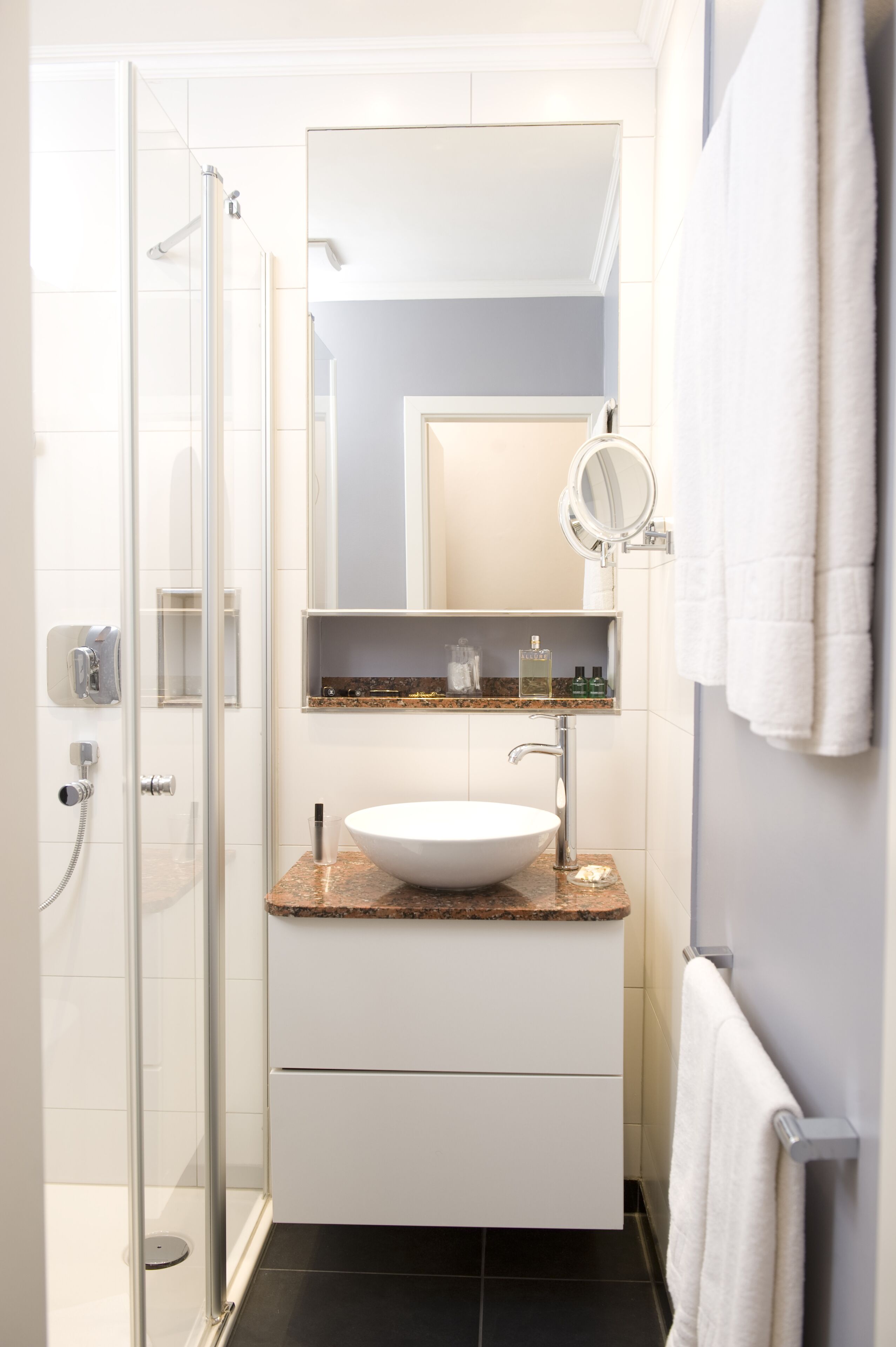 eco-friendly toiletries, hair dryer, towels