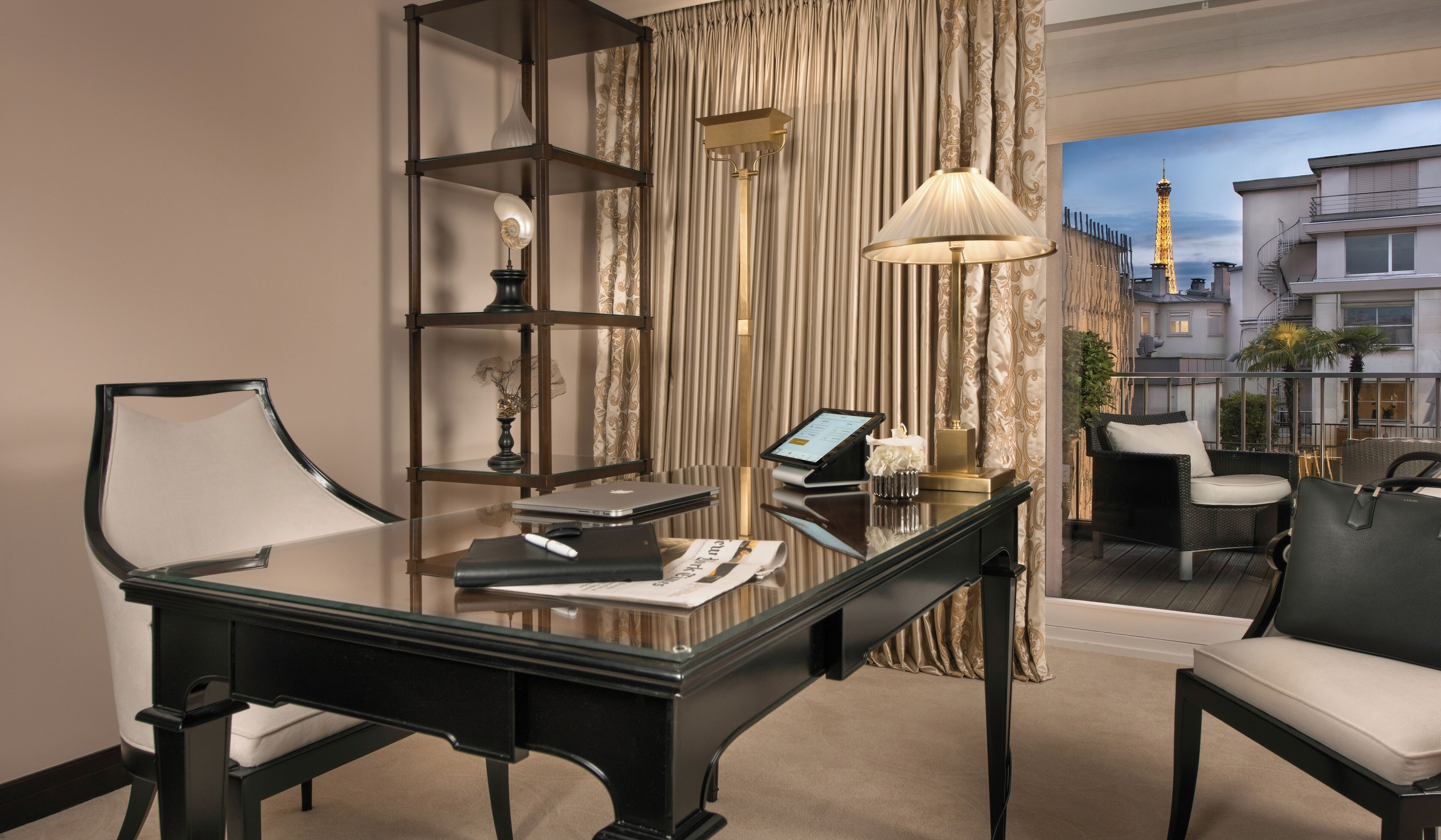 premium bedding, down duvets, select comfort beds, free minibar items