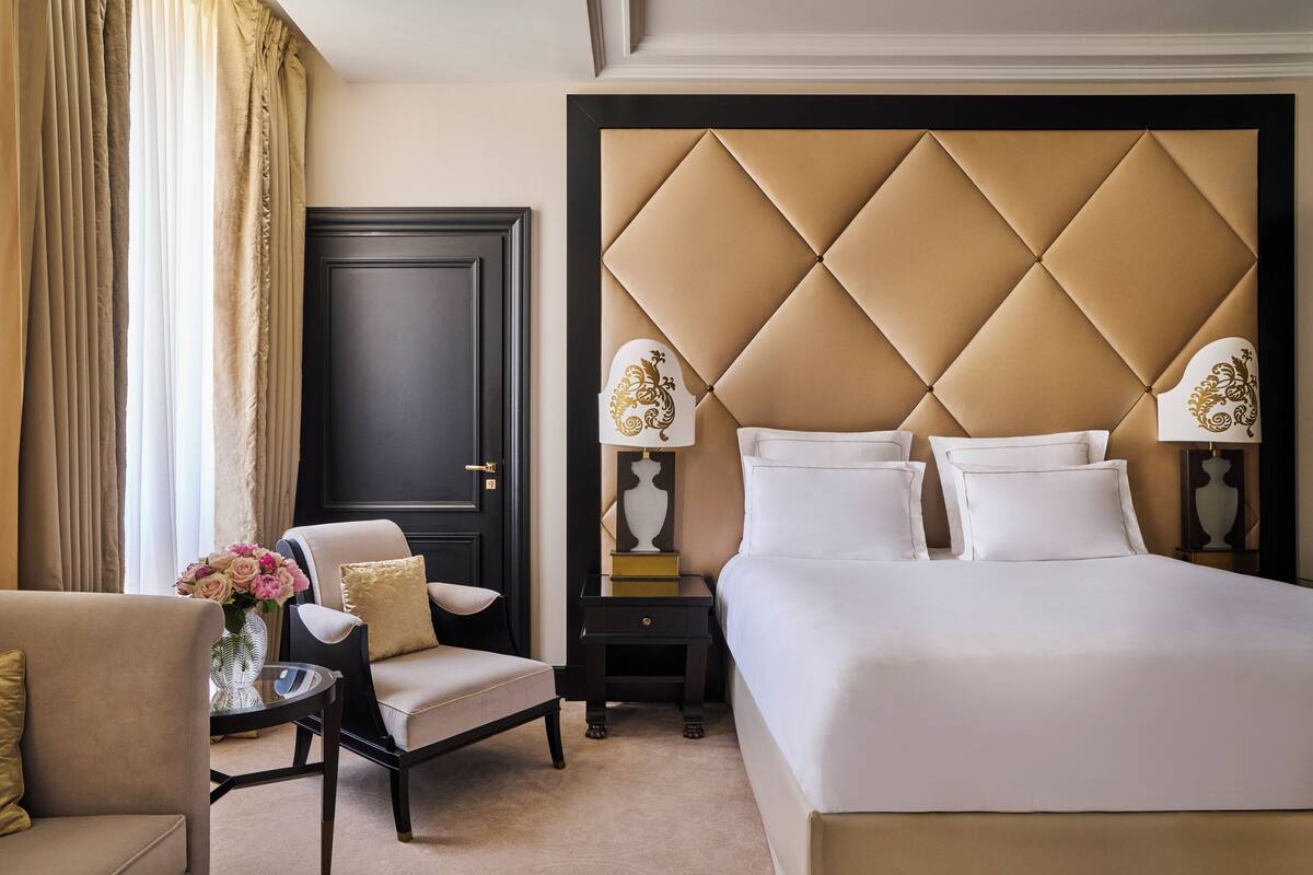Deluxe Room | Premium bedding, down comforters, Select Comfort beds