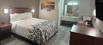 Red Roof Inn Shamrock