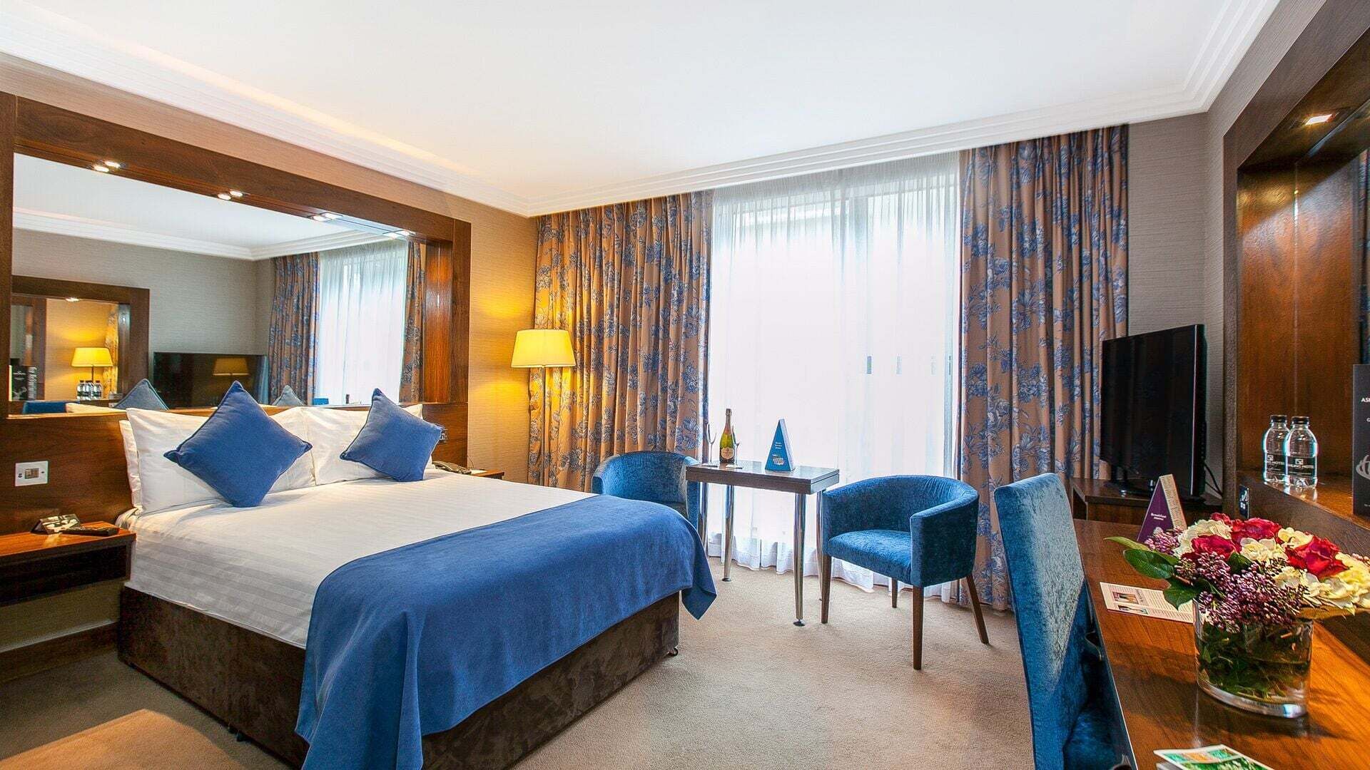 Premium bedding, in-room safe, desk, soundproofing