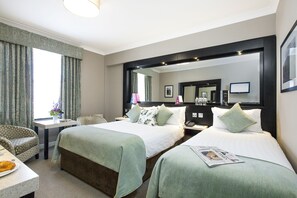 Standard Triple Room | Premium bedding, in-room safe, desk, soundproofing