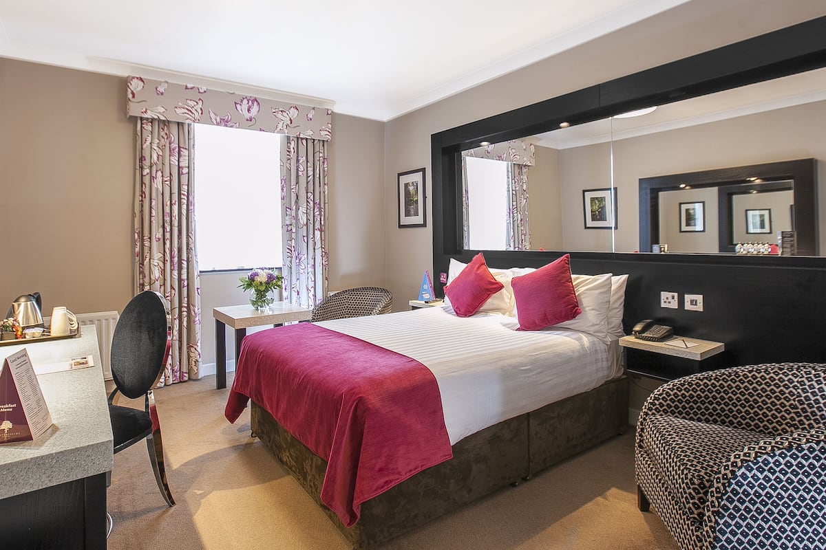 Standard Double Room | Premium bedding, in-room safe, desk, soundproofing
