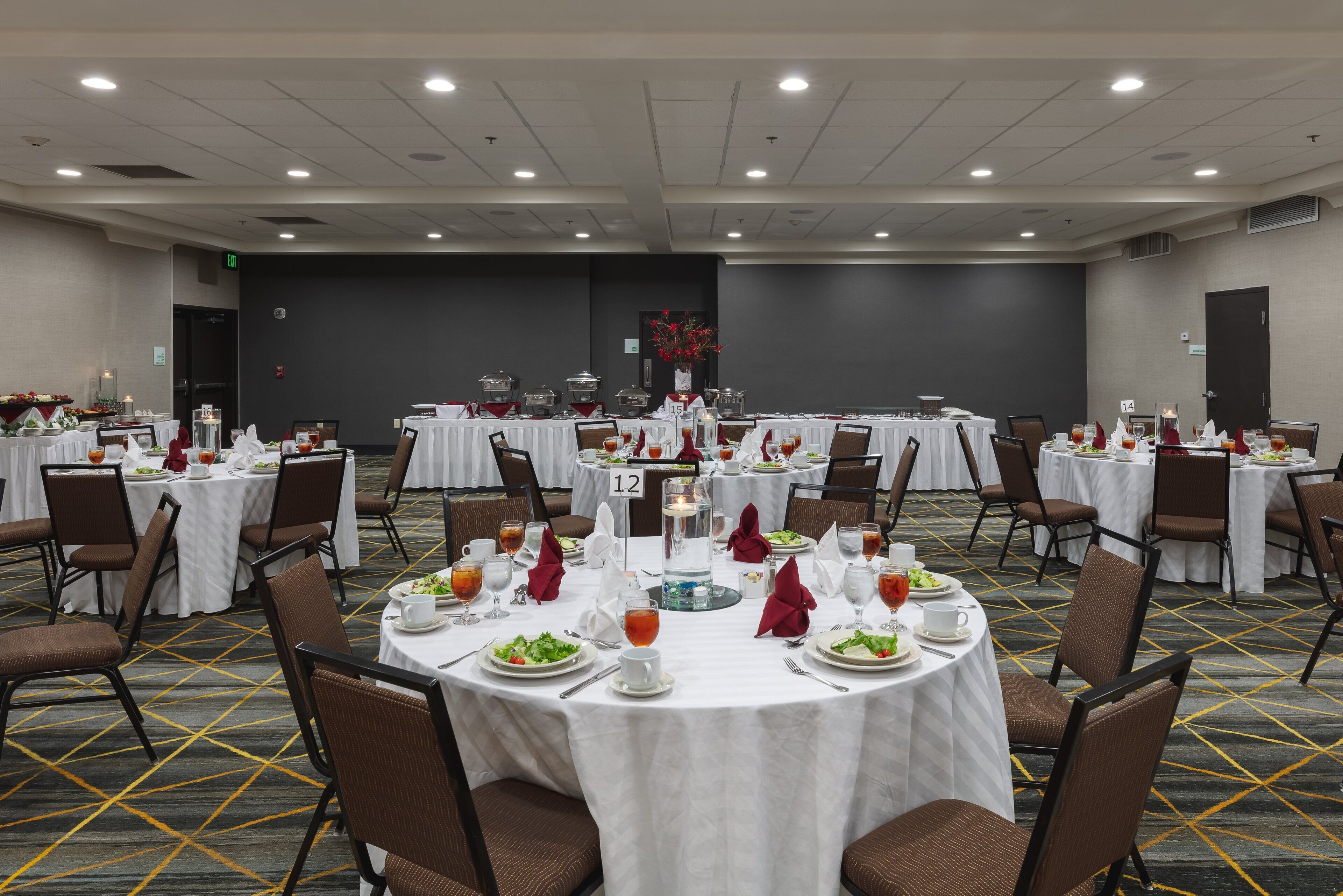 Photo - Holiday Inn & Suites Atlanta Airport North, An Ihg