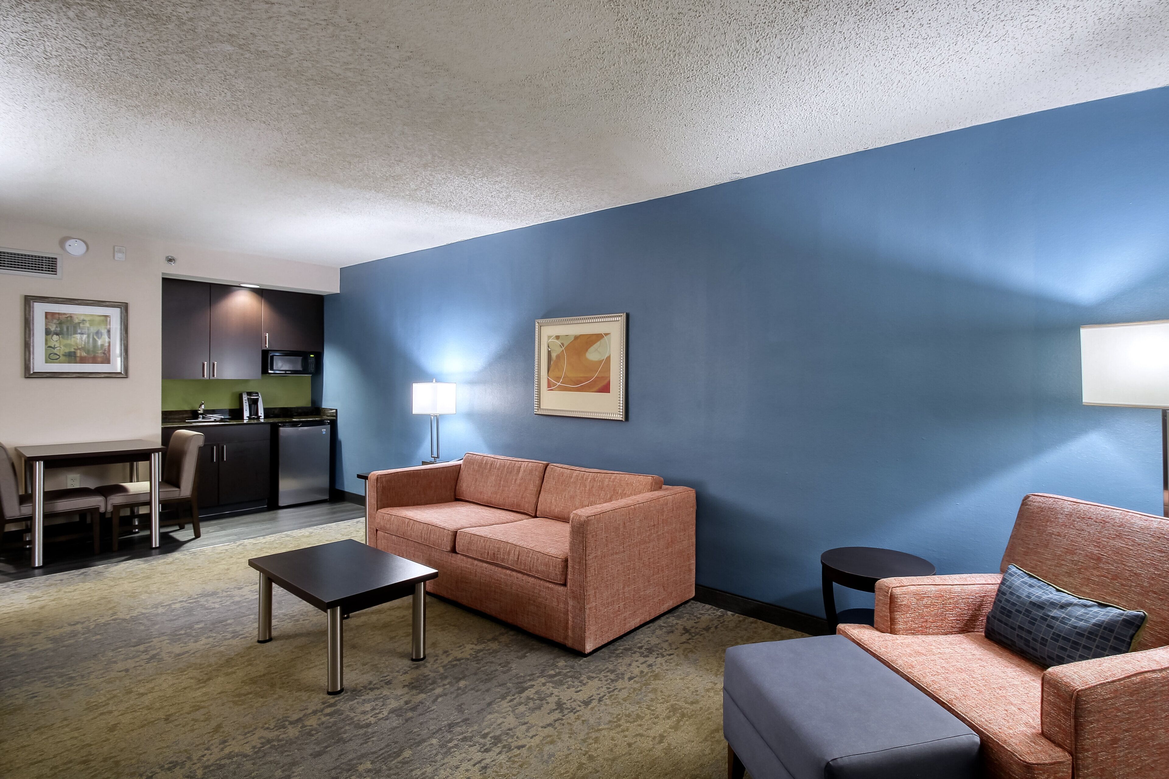 Photo - Holiday Inn Hotel & Suites Atlanta Airport-North by IHG