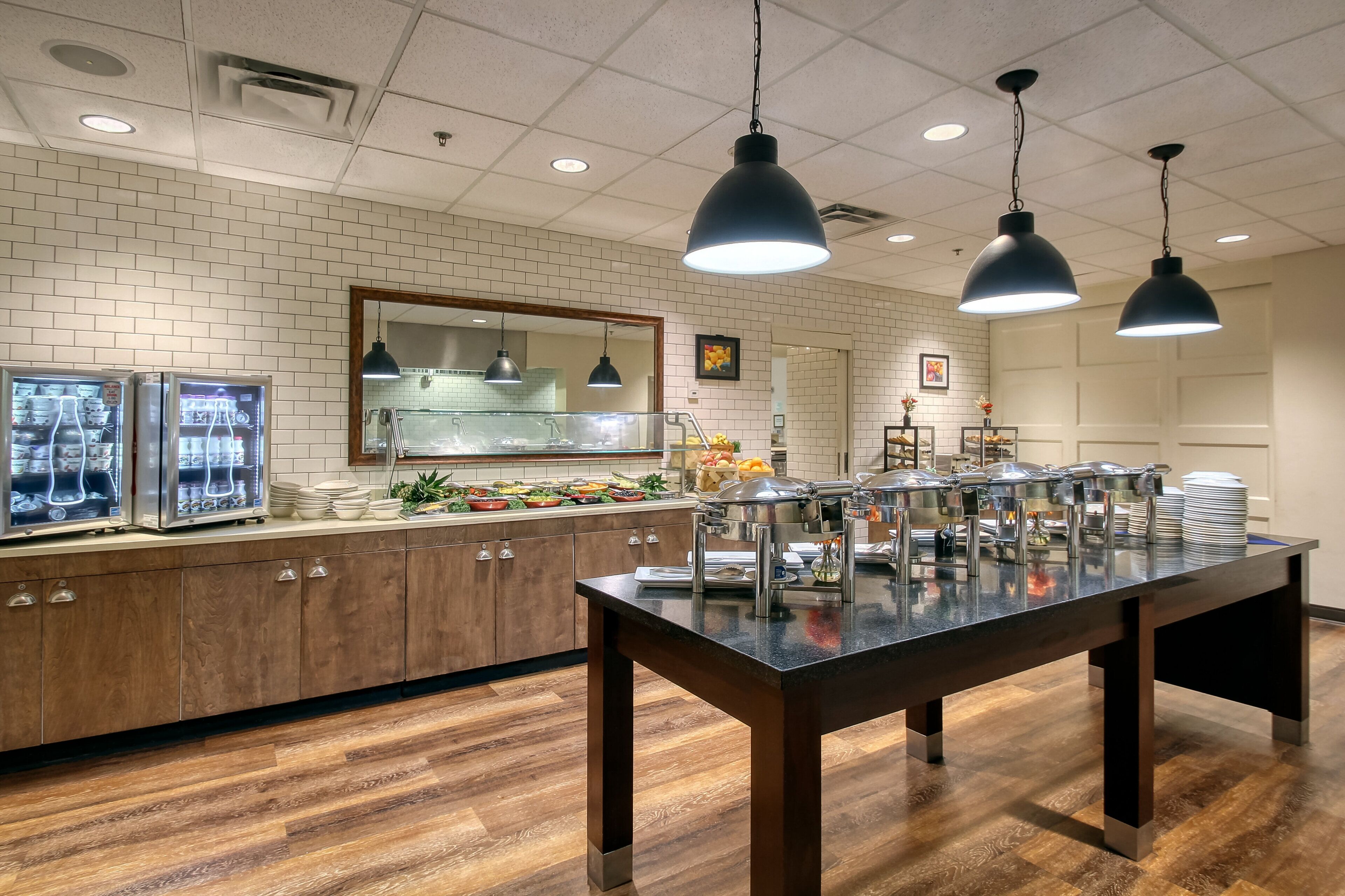 daily buffet breakfast (usd 14.99 per person)