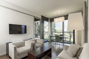 32-inch TV with satellite channels