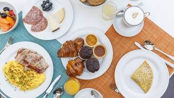 Daily full breakfast (EUR 24.00 per person)