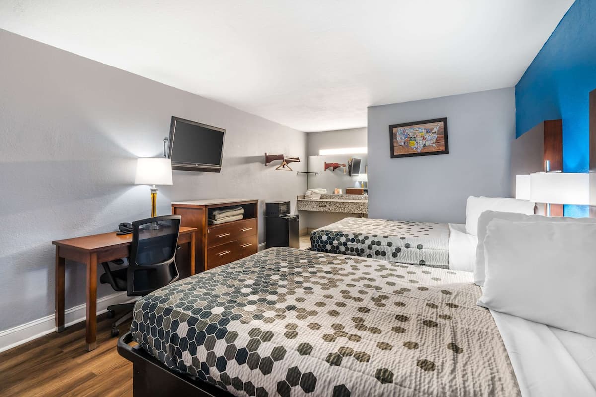 Premium bedding, individually decorated, individually furnished, desk
