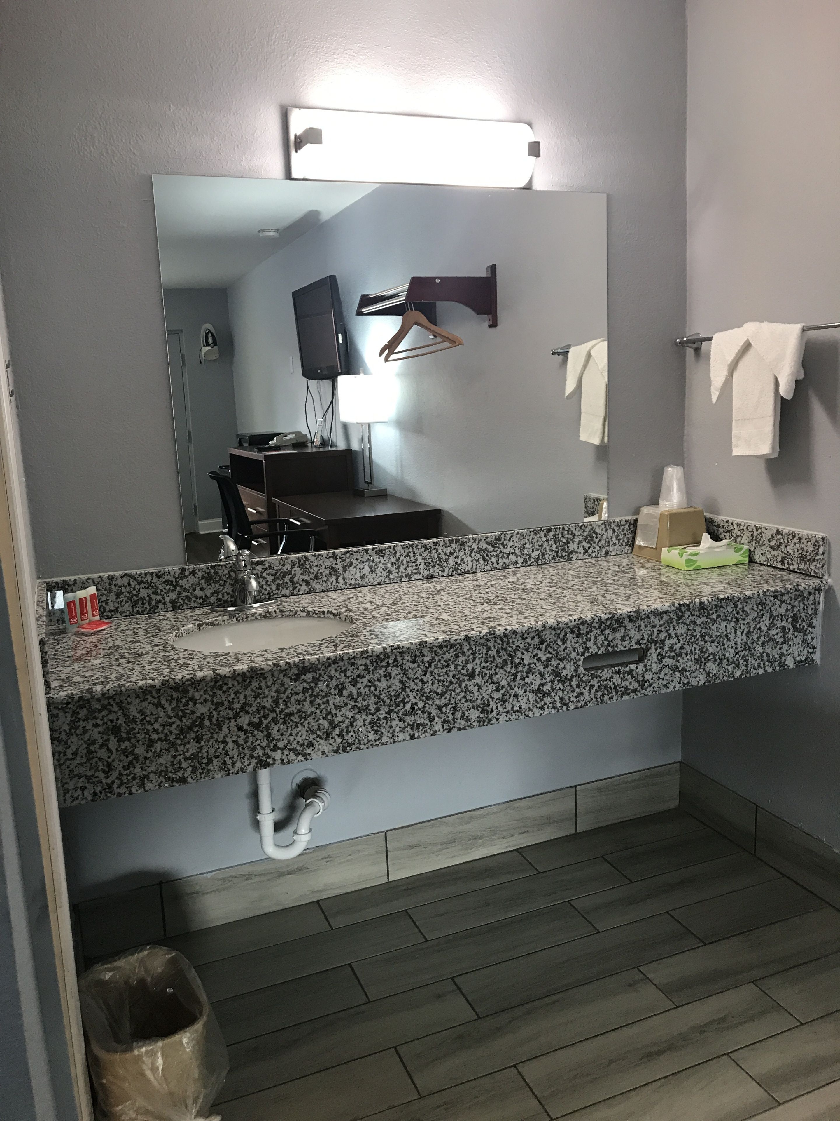 Foto - Econo Lodge Inn & Suites Virginia Beach - Norfolk