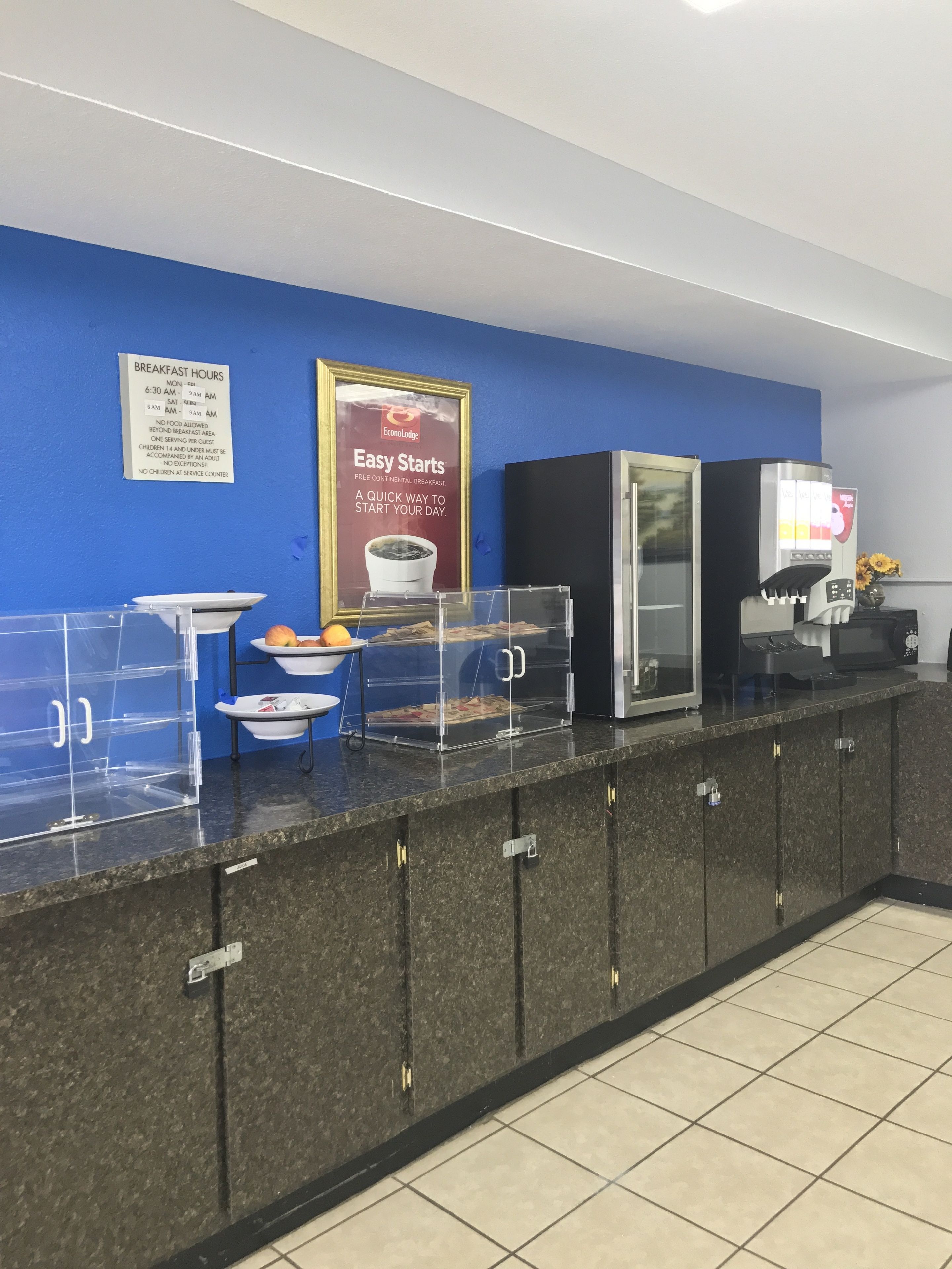 Photo - Econo Lodge Inn & Suites Virginia Beach - Norfolk