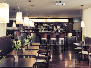 Bar (on property) - Mercure Hotel Mannheim am Friedensplatz (Mannheim)