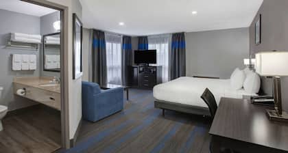 Days Inn by Wyndham Barrie