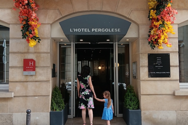 Façana frontal de l'allotjament