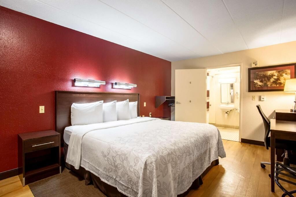 In-room safe, desk, blackout drapes, free WiFi