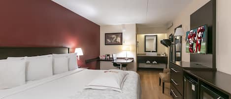 Premium Room, 1 King Bed (Upgraded Bedding & Snack, Smoke Free) | In-room safe, desk, blackout drapes, free WiFi