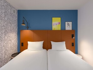 Standard Room, 2 Single Beds | Hypo-allergenic bedding, desk, laptop workspace, blackout curtains - ibis Nürnberg Hauptbahnhof (Nuremberg)