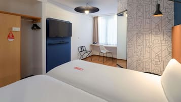 Hypo-allergenic bedding available, desk, laptop workspace