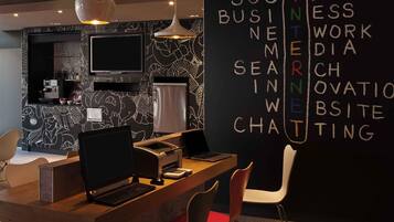 Bar (in der Unterkunft)