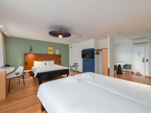 Hypo-allergenic bedding, desk, laptop workspace, blackout drapes - ibis Nürnberg Hauptbahnhof (Nuremberg)