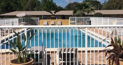 Blue Spring Inn Orange City