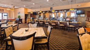 Lounge - Falls Church Inn (Falls Church)