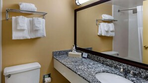 Unclassified image, 3 of 29, button - Falls Church Inn (Falls Church)
