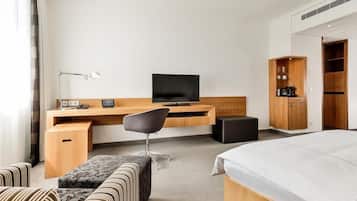 Premium bedding, down duvets, minibar, in-room safe