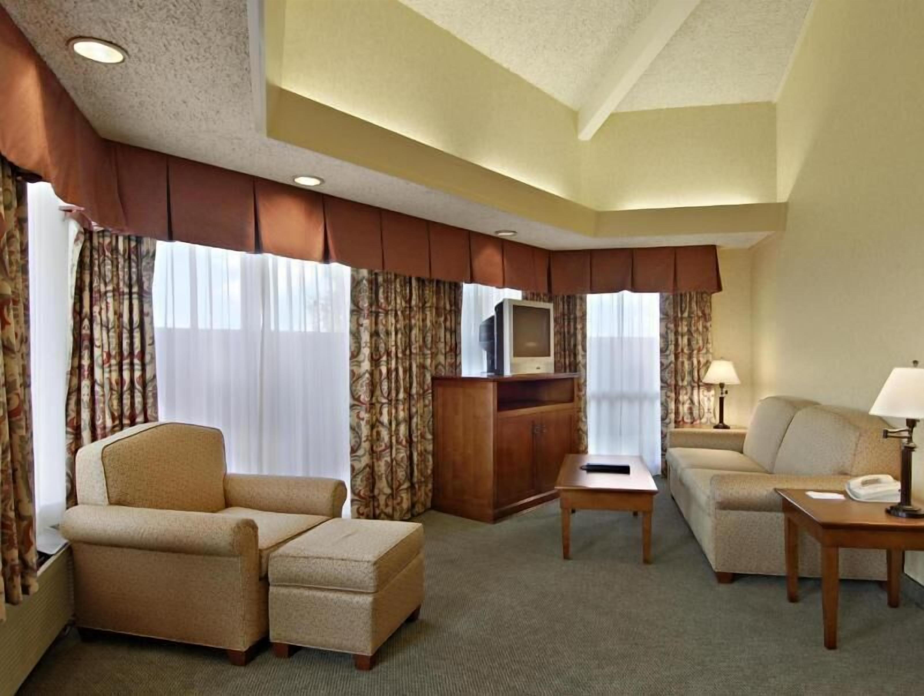 Living area | Flat-screen TV