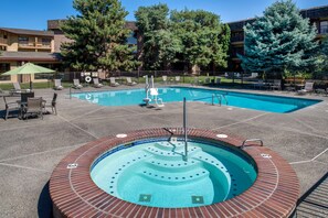 Seasonal outdoor pool, pool loungers