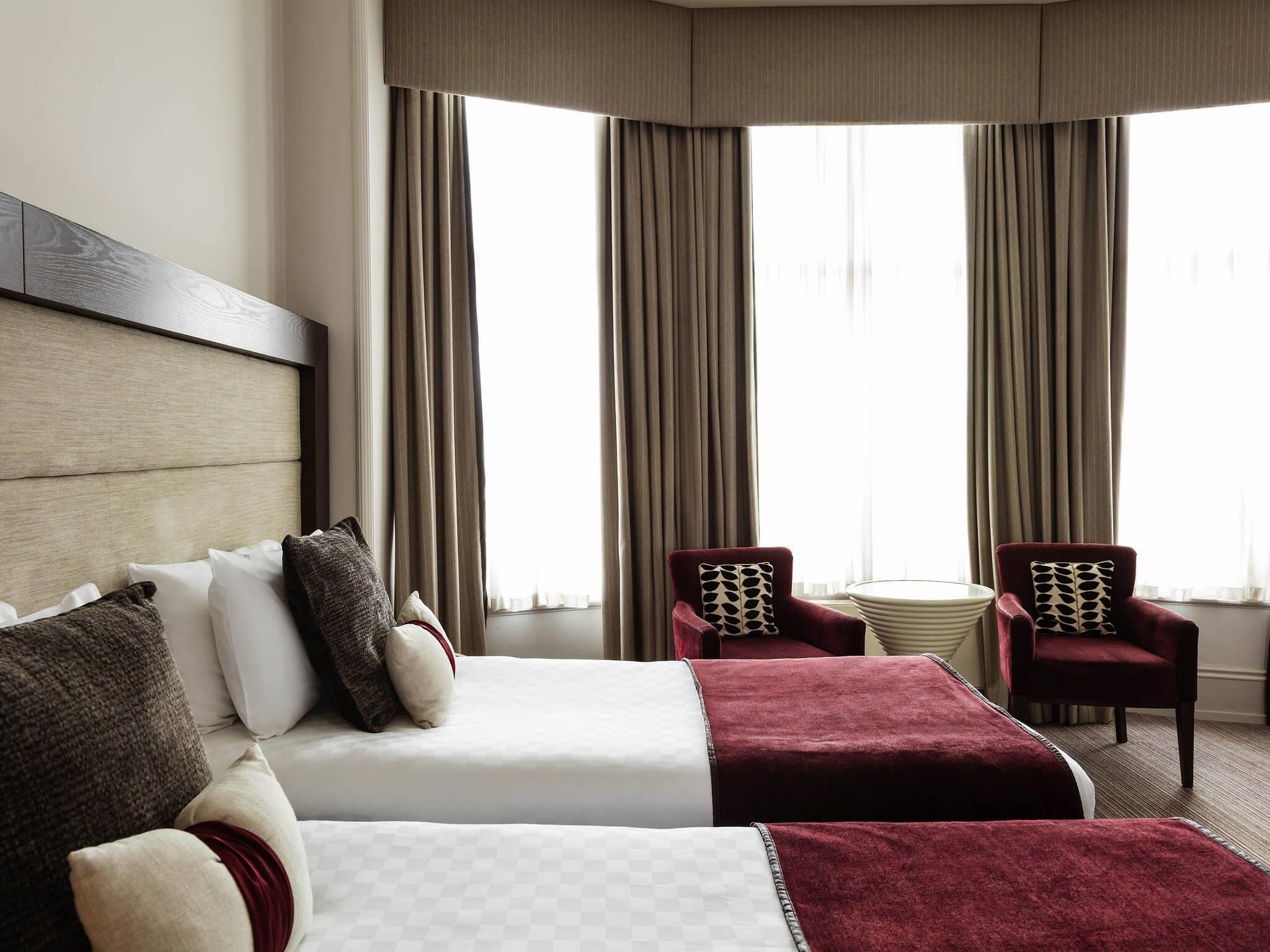 In-room safe, desk, iron/ironing board, free WiFi