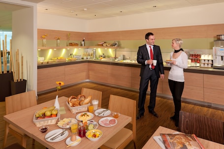 Daily buffet breakfast (EUR 17 per person)