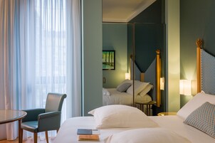 Deluxe Double or Twin Room, Non Smoking | Hypo-allergenic bedding, down comforters, free minibar items