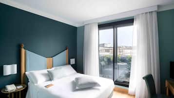Classic Double Room, 1 Queen Bed, Balcony, City View