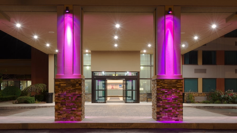 Crowne Plaza Boston - Woburn by IHG