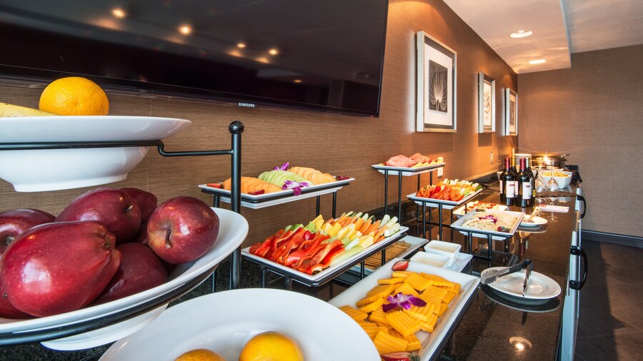 Crowne Plaza Boston - Woburn by IHG